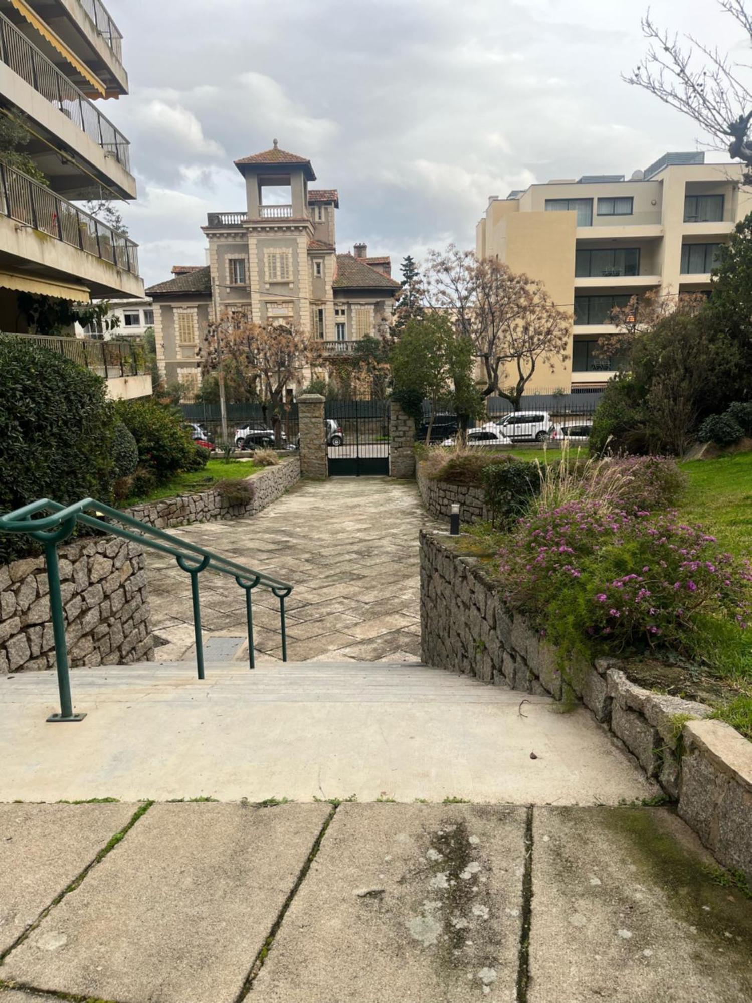 Appartement Douillet En Ville Ajaccio  Ngoại thất bức ảnh